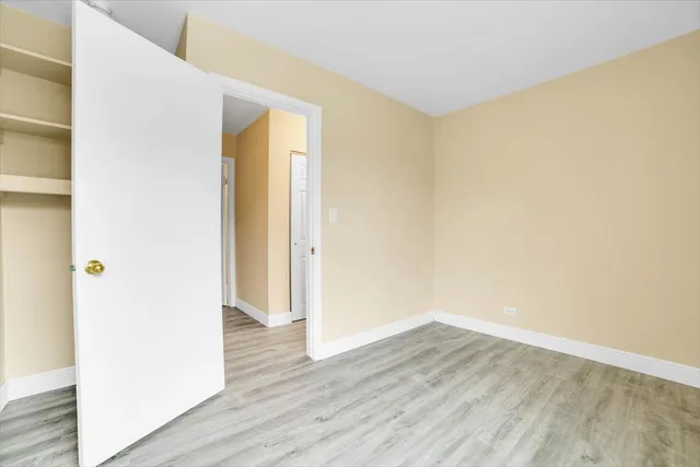 $222,900 | 1295 Pearl Avenue, Unit D, Glendale Heights, IL 60139