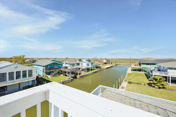 $599,000 | 126 Driftwood Road, Freeport, TX 77541