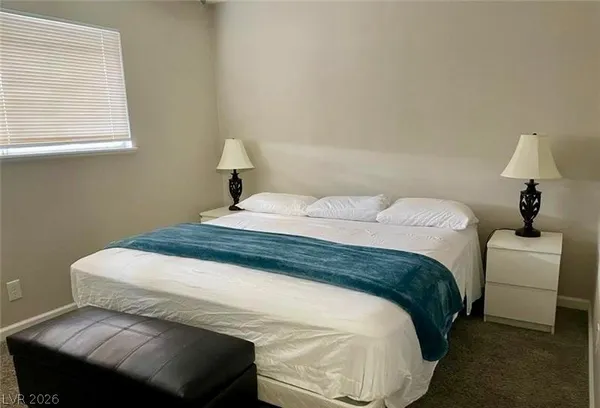 $2,000 | 6401 Evergreen Avenue, Las Vegas, NV 89107