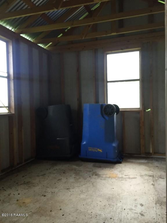 188 Mary Garret Road Baldwin, LA 70514 - Photo 5 of 10 Gallery Image 5