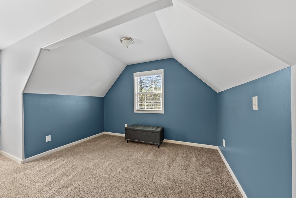 67 Pin Oak Way Hamilton, GA 31811 - Photo 28 of 65 a view of a hallway with stairs