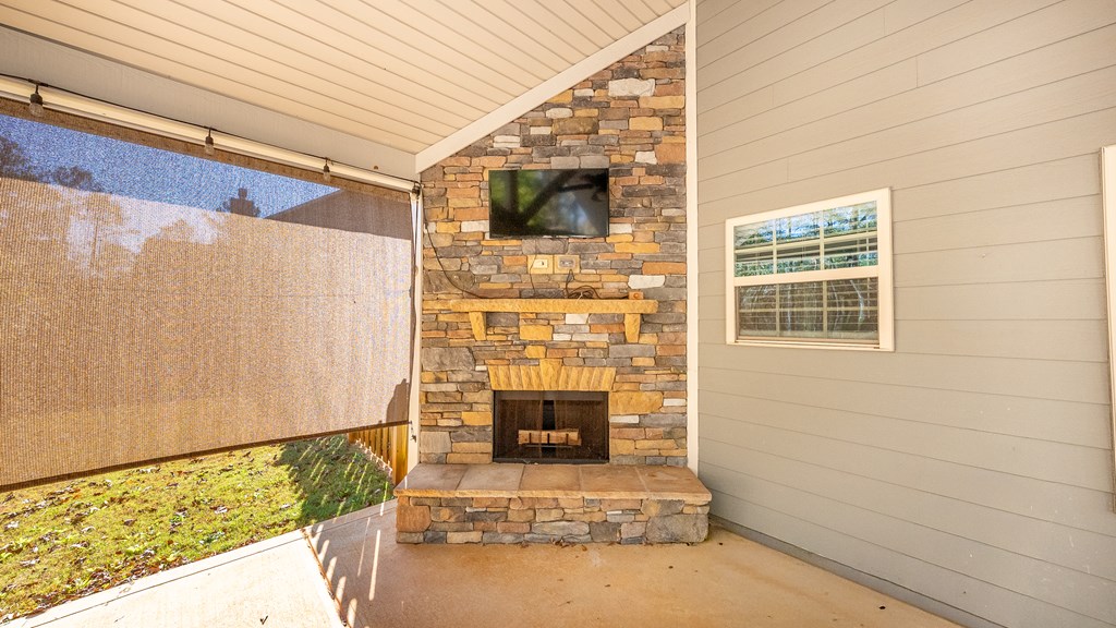 67 Pin Oak Way Hamilton, GA 31811 - Photo 44 of 65 a view of front door of house