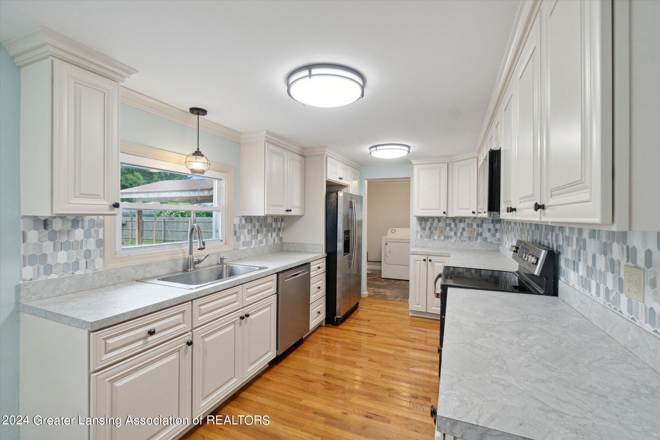 12235 Ruppert Road Perry, MI 48872 - Photo 16 of 63 16-12235-Ruppert-Rd-Perry-MI-48872-Windo