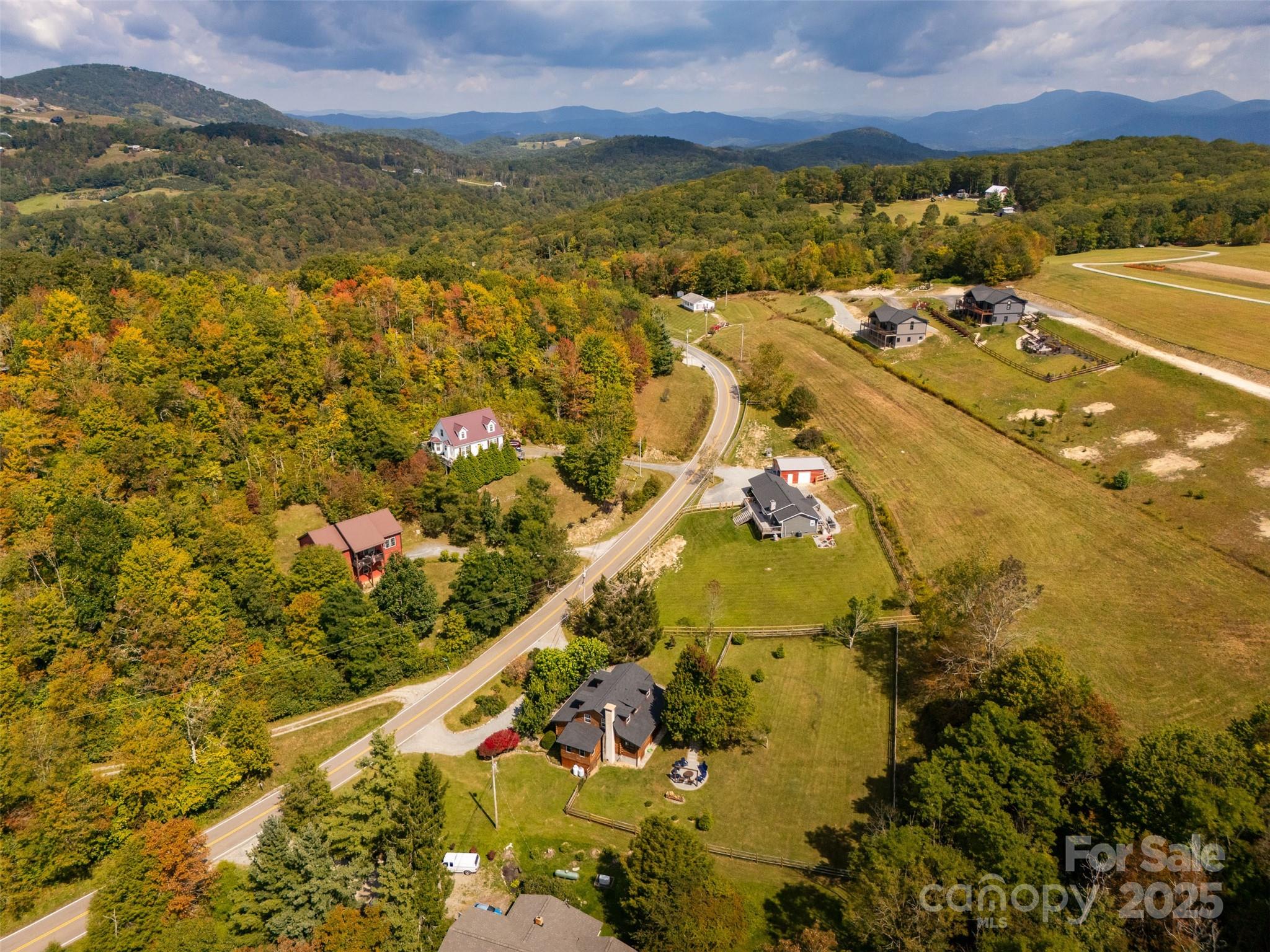 1090 Horse Bottom Road Banner Elk, NC 28604 - Photo 4 of 30 a view of city and ocean