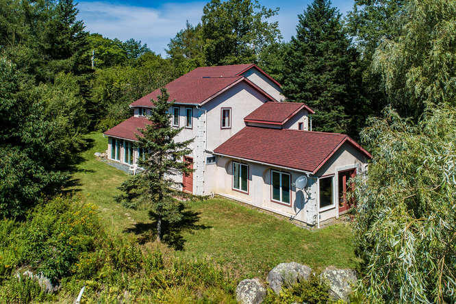 732 North Sedgwick Road Sedgwick, ME 04676 - Photo 39 of 39 732 North Sedgwick Road-small-002-031-Fr