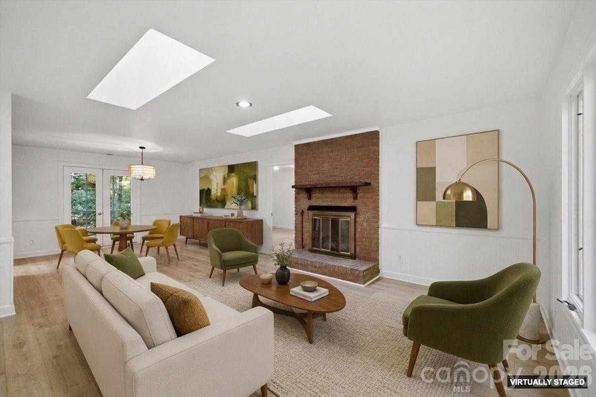 1107 Spring Fall Court Charlotte, NC 28213 - Photo 7 of 48 Gallery Image 7