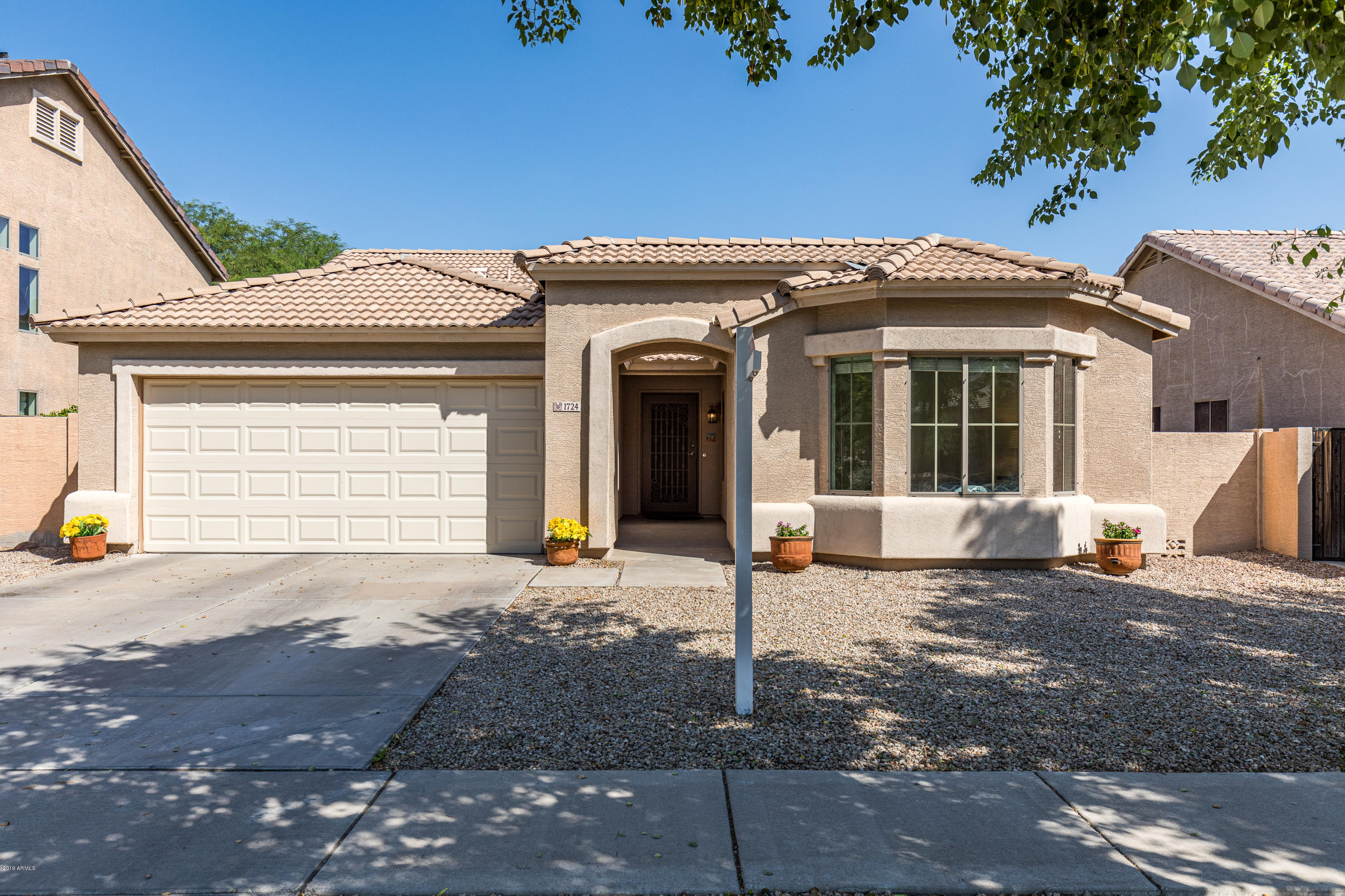 1724 East Beverly Road Phoenix, AZ 85042 - Photo 1 of 2 Welcome Home