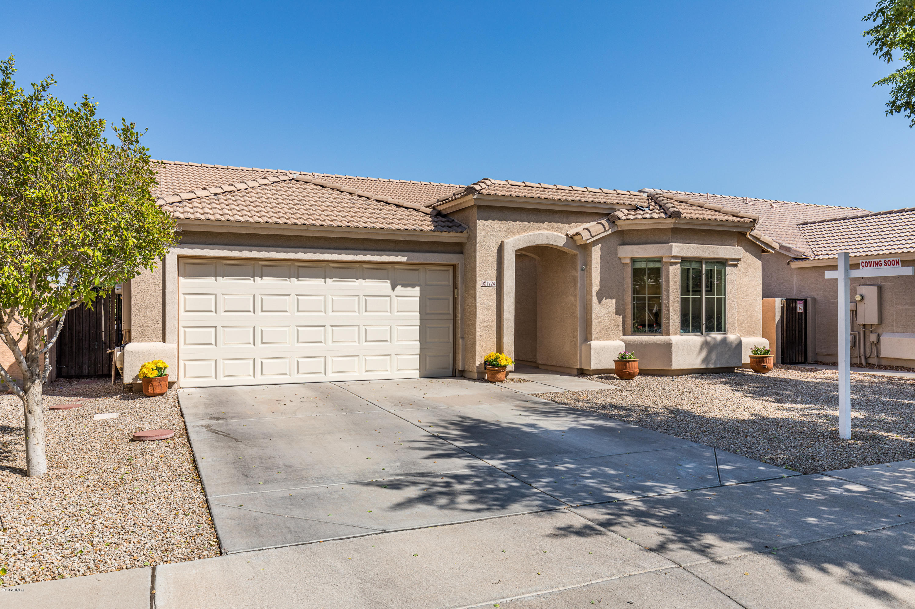1724 East Beverly Road Phoenix, AZ 85042 - Photo 2 of 2 1724 E Beverly Road