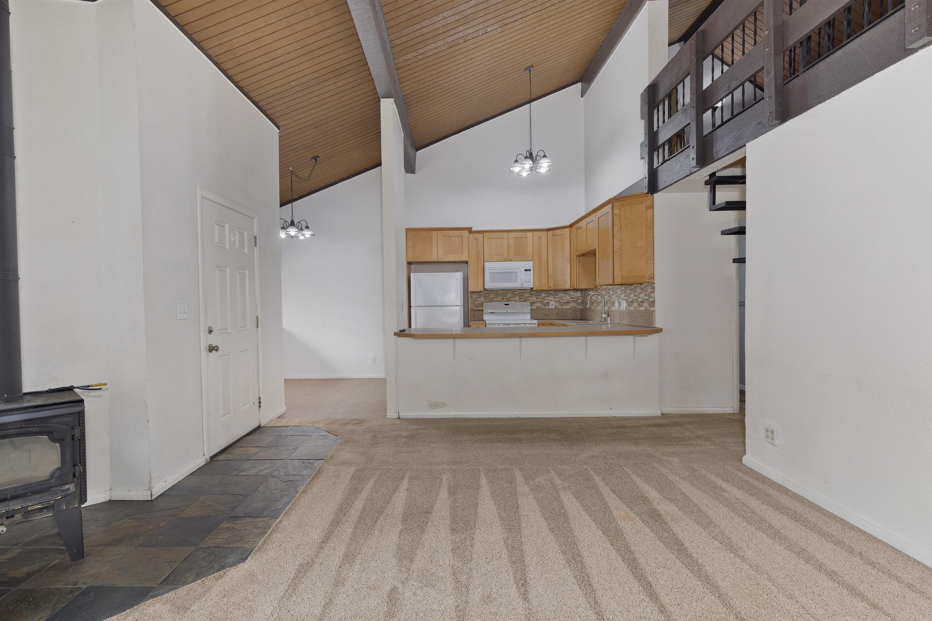 165 Old Mammoth Road, Unit 132 Mammoth Lakes, CA 93546 - Photo 11 of 26 a view of an empty room