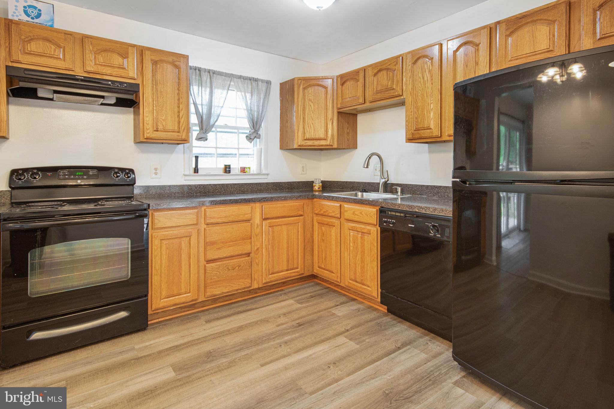 13537 Delaney Road Woodbridge, VA 22193 - Photo 13 of 85 Gallery Image 13