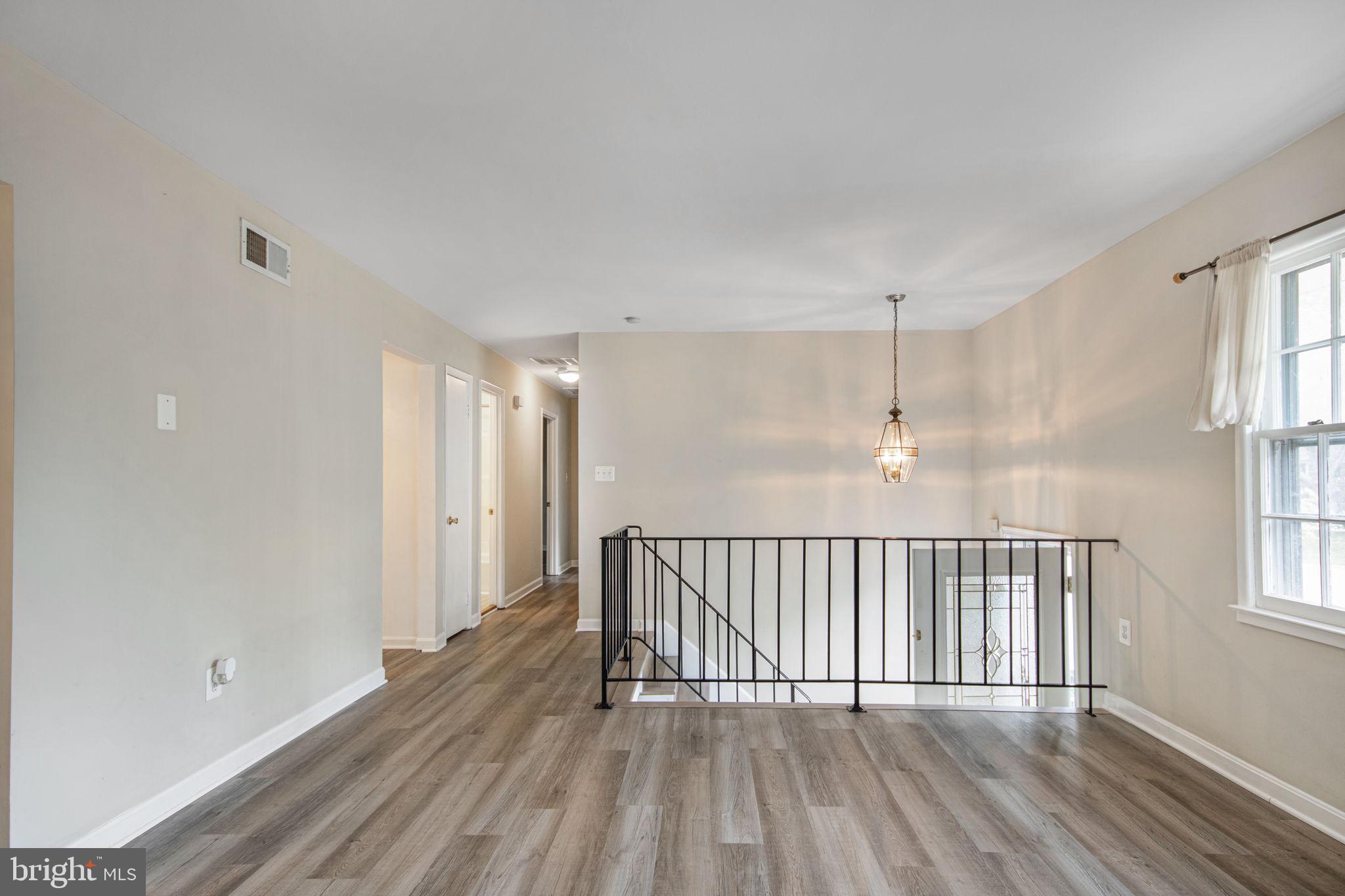 13537 Delaney Road Woodbridge, VA 22193 - Photo 6 of 85 Gallery Image 6