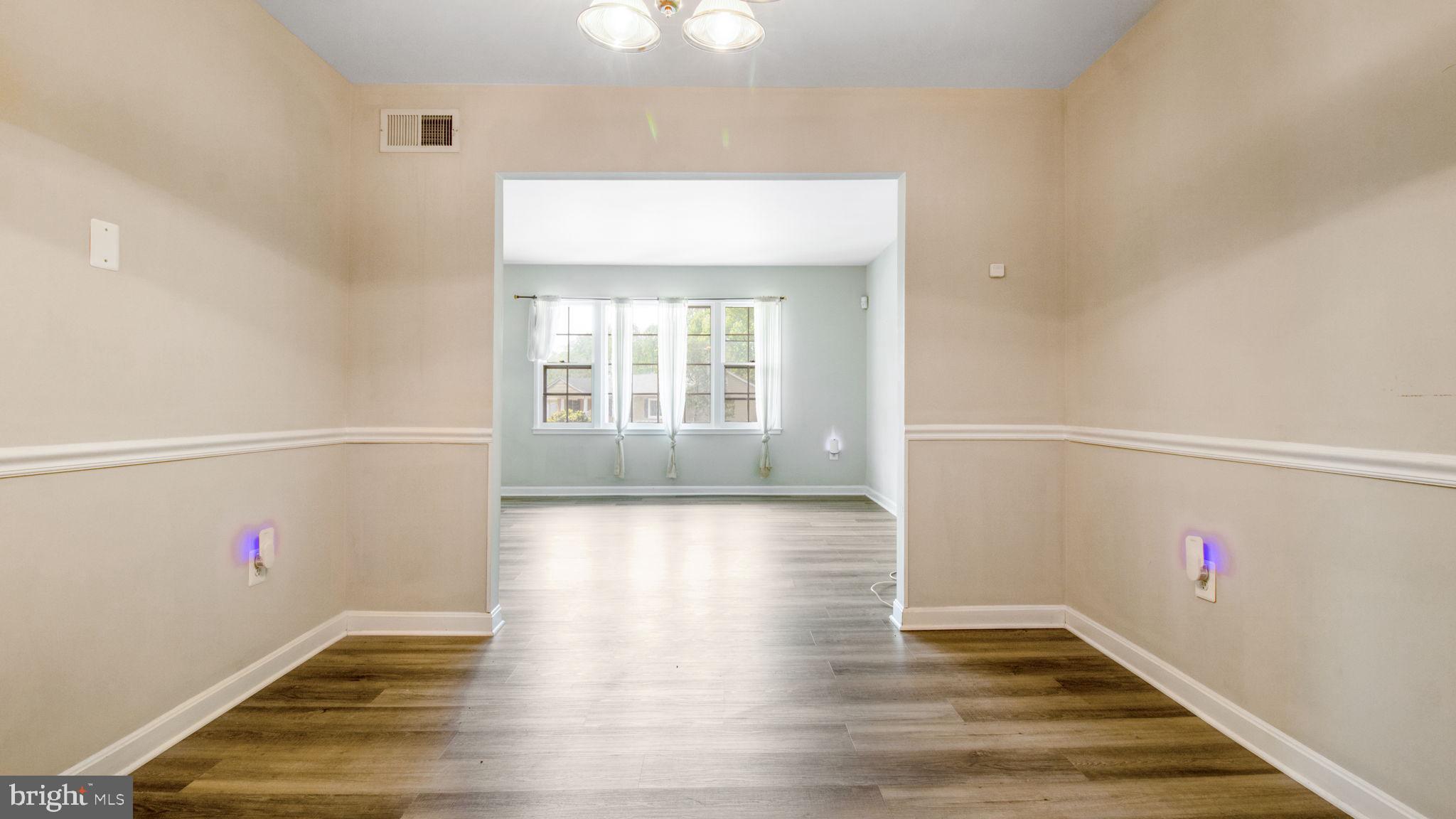 13537 Delaney Road Woodbridge, VA 22193 - Photo 10 of 85 Gallery Image 10
