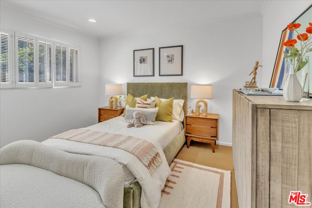 3660 Ballina Canyon Road Encino, CA 91436 - Photo 23 of 35