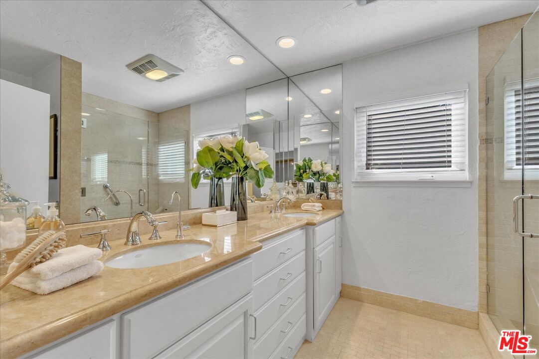 3660 Ballina Canyon Road Encino, CA 91436 - Photo 28 of 35