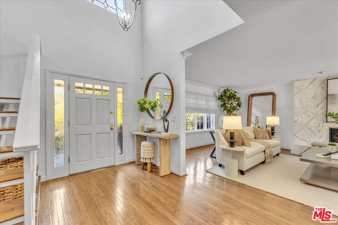 3660 Ballina Canyon Road Encino, CA 91436 - Photo 4 of 35