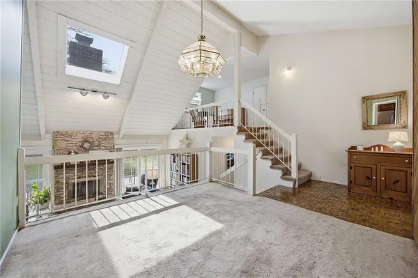 $375,000 | 14315 West 90th Court, Lenexa, KS 66215