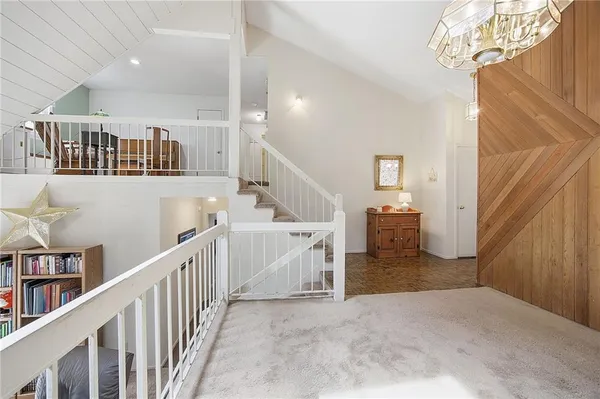 $375,000 | 14315 West 90th Court, Lenexa, KS 66215