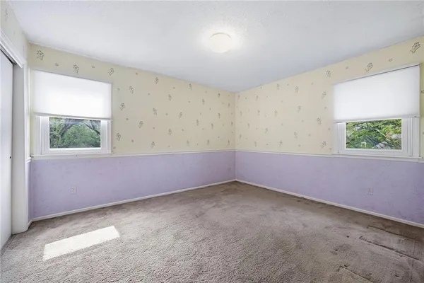 $375,000 | 14315 West 90th Court, Lenexa, KS 66215