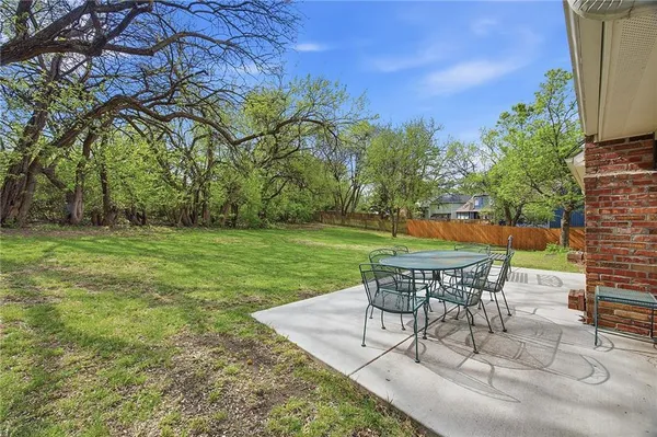 $375,000 | 14315 West 90th Court, Lenexa, KS 66215