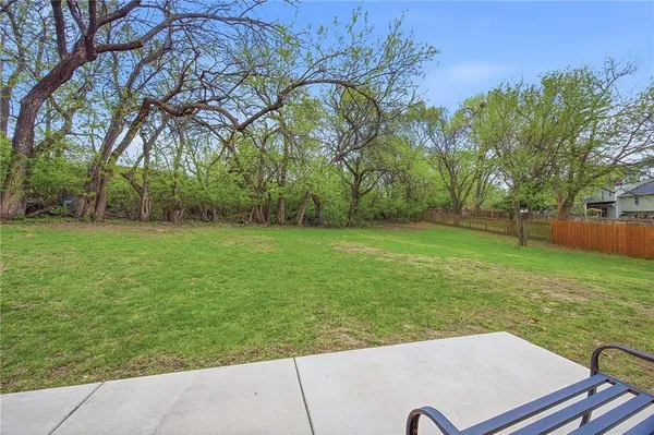 $375,000 | 14315 West 90th Court, Lenexa, KS 66215