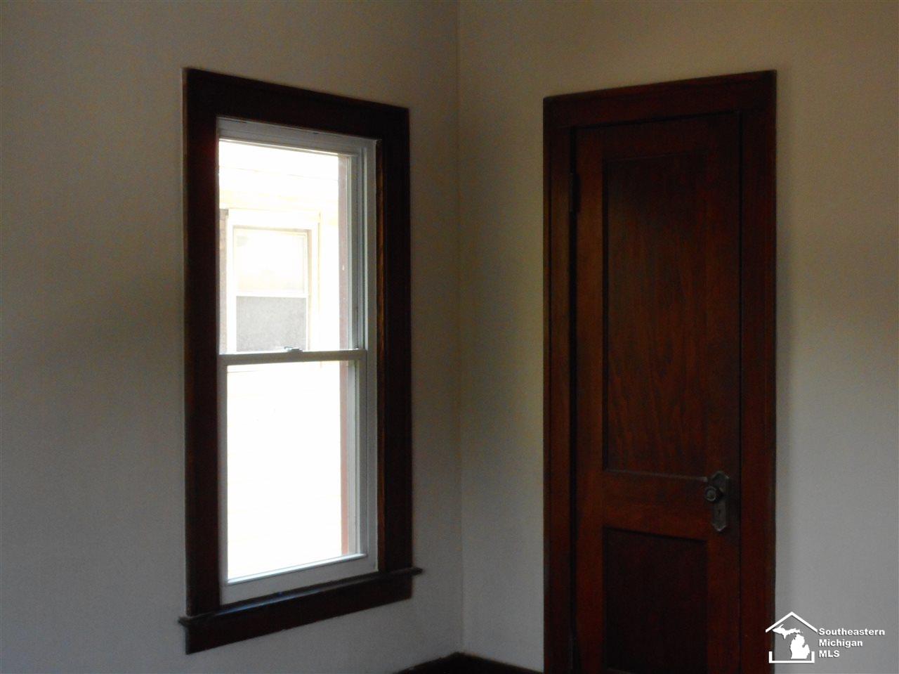 58 Maple Street River Rouge, MI 48218 - Photo 18 of 28 31354320-17.JPG