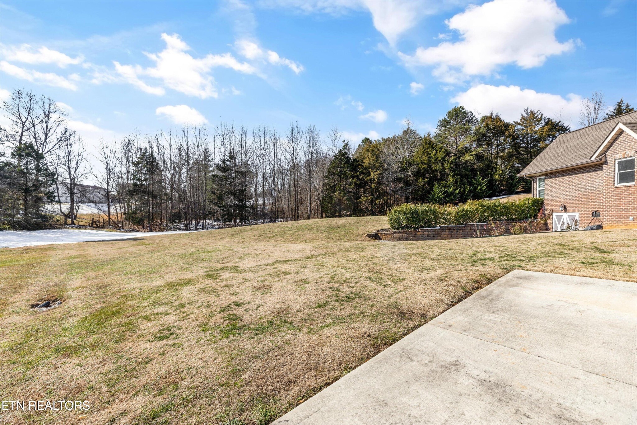 1300 Collier Ridge Lane Powell, TN 37849 - Photo 15 of 60 Gallery Image 15
