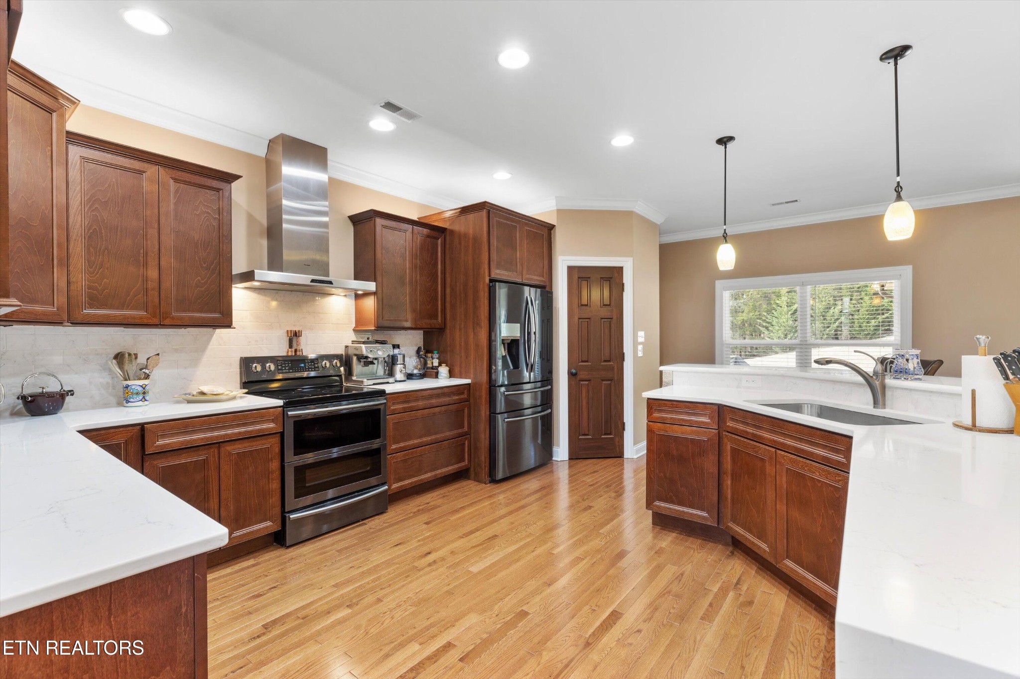 1300 Collier Ridge Lane Powell, TN 37849 - Photo 31 of 60 Gallery Image 31