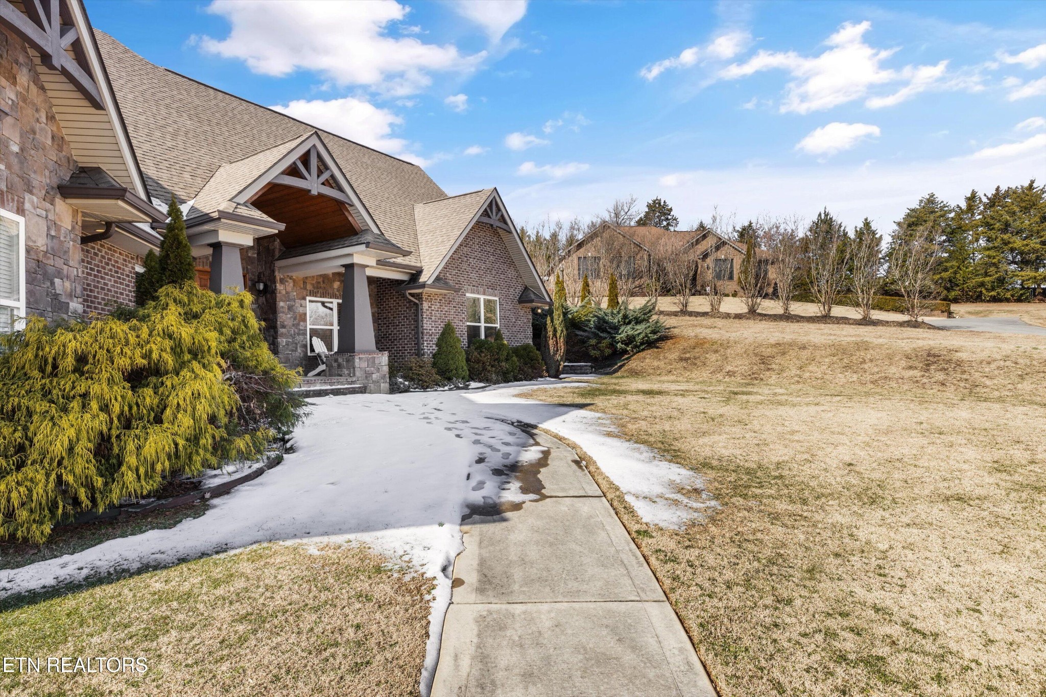 1300 Collier Ridge Lane Powell, TN 37849 - Photo 5 of 60 Gallery Image 5