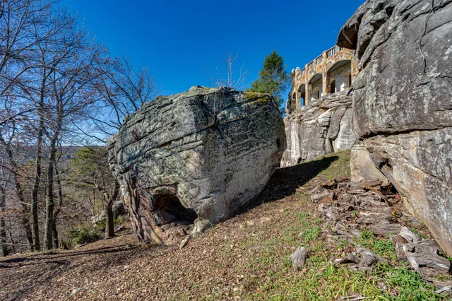 $4,500,000 | 8608 Brow Lake Road, Soddy Daisy, TN 37379