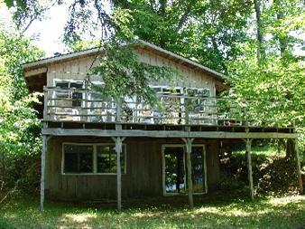 7100 Lakeshore Road Manistee, MI 49660 - Photo 1 of 9 Primary Photo