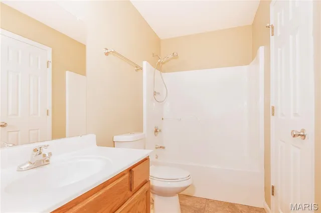 $2,045 | 2303 Pond Court, Festus, MO 63028