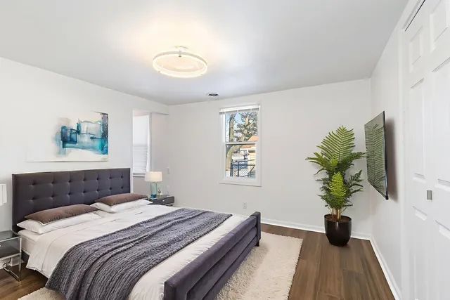 $299,000 | 612 South Webster Street, Aurora, IL 60505