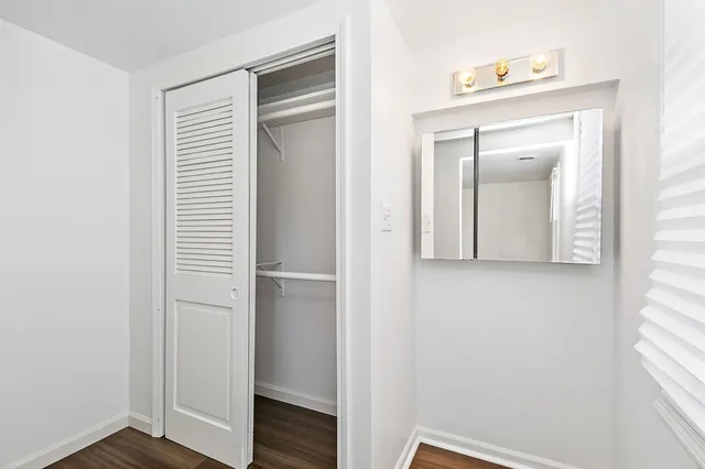 $299,000 | 612 South Webster Street, Aurora, IL 60505