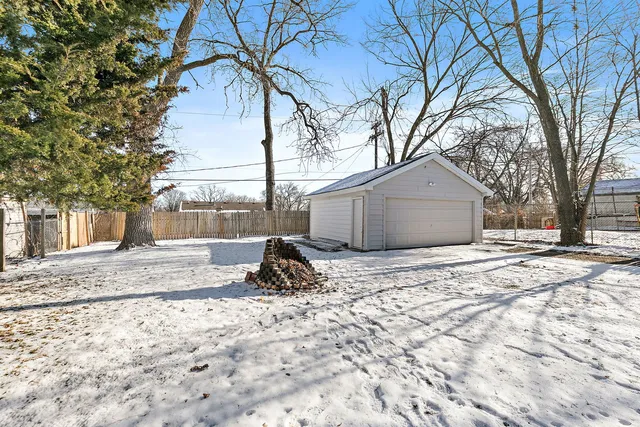 $299,000 | 612 South Webster Street, Aurora, IL 60505