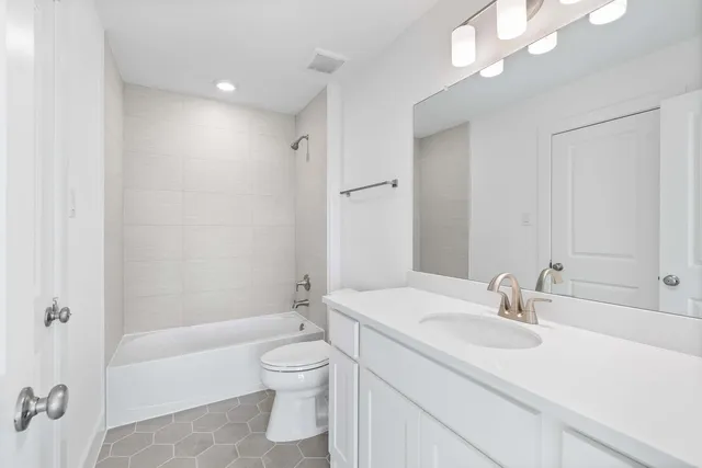 $649,000 | 5306 Royal Gem Drive, Richmond, TX 77469