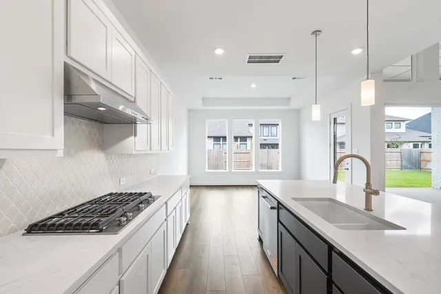 $649,000 | 5306 Royal Gem Drive, Richmond, TX 77469