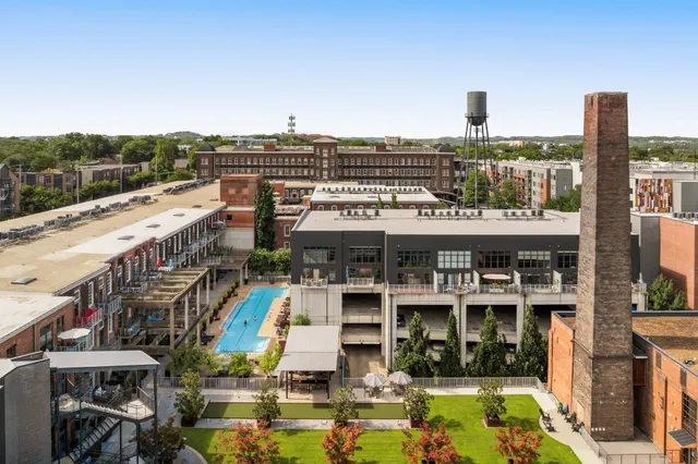 a picture of city view