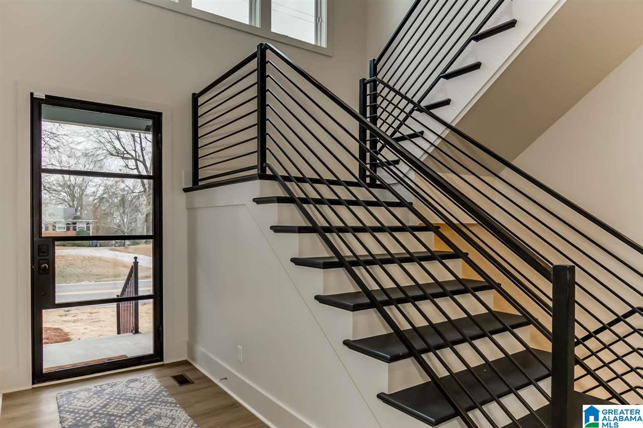 538 Shades Crest Road Birmingham, AL 35226 - Photo 6 of 46