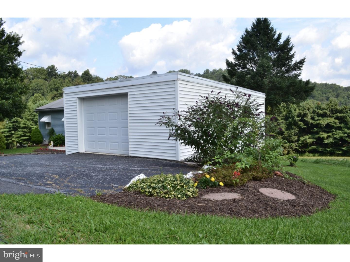 139 Terrace Road Boyertown, PA 19512 - Photo 3 of 25 Gallery Image 3