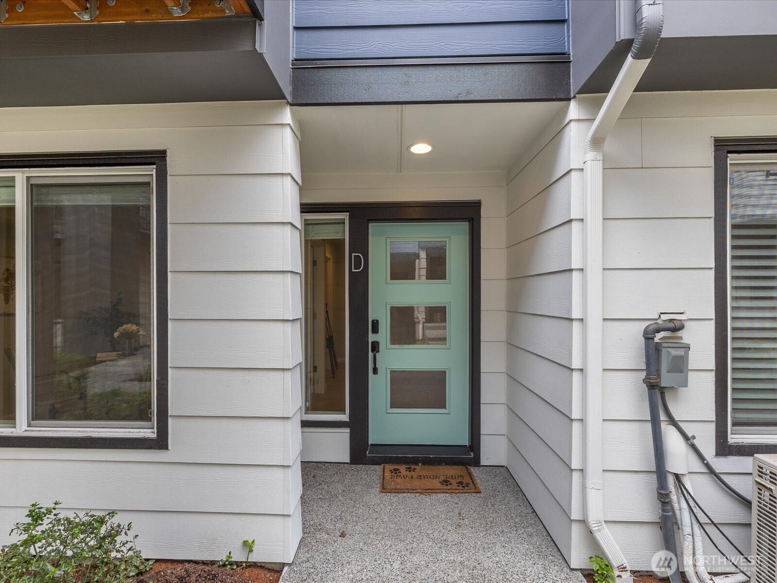 509 237th Place Southeast, Unit D Bothell, WA 98021 - Photo 5 of 38