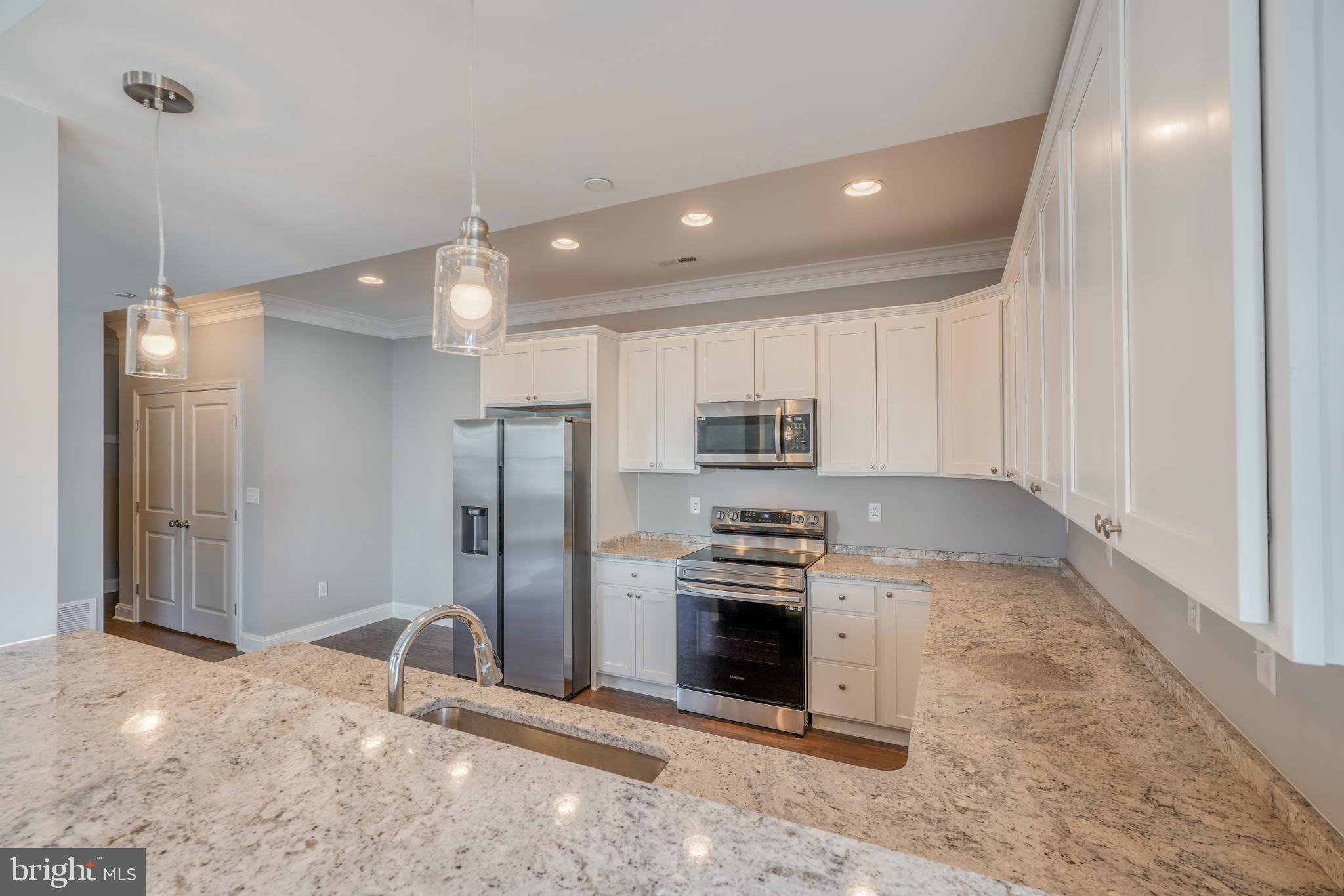 106 Homeland Road Pasadena, MD 21122 - Photo 16 of 61 Gallery Image 16