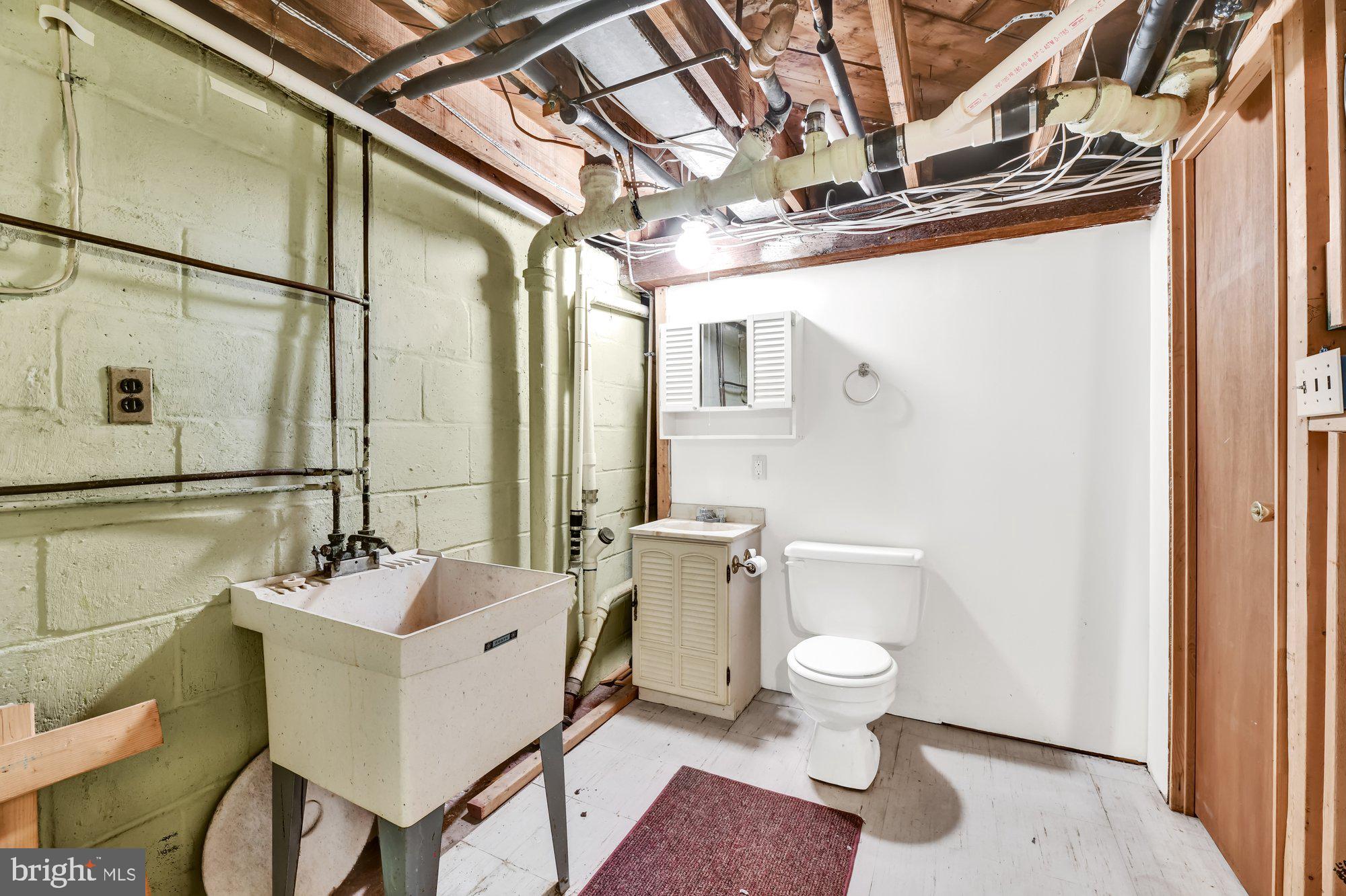 4559 Ridge Road Baltimore, MD 21236 - Photo 27 of 34 Storage/ workshiop