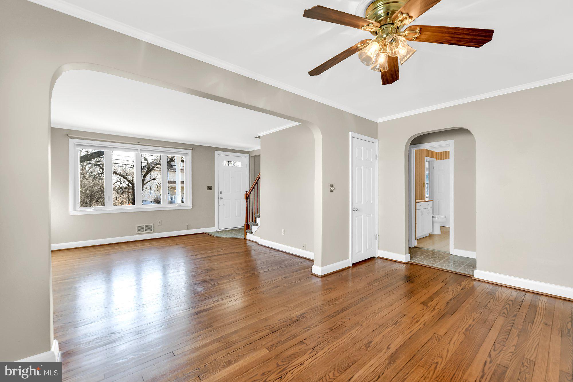 4559 Ridge Road Baltimore, MD 21236 - Photo 4 of 34 Arched entry between living and dining room