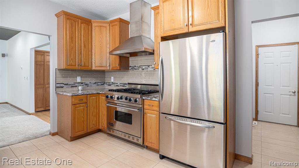 5305 Fern Drive Fenton, MI 48430 - Photo 7 of 31
