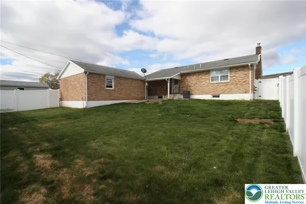 $295,000 | 2116 Livingston Street, Bethlehem, PA 18017