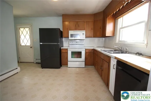 $295,000 | 2116 Livingston Street, Bethlehem, PA 18017