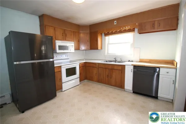 $295,000 | 2116 Livingston Street, Bethlehem, PA 18017