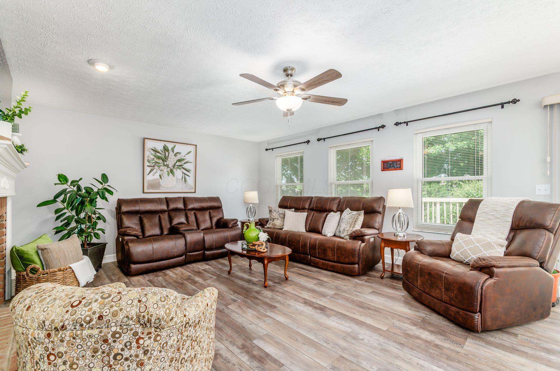 9471 Concord Road Powell, OH 43065 - Photo 8 of 40 GREAT ROOM