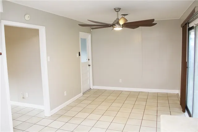 $179,900 | 1914 Louisiana Avenue, Kingsville, TX 78363