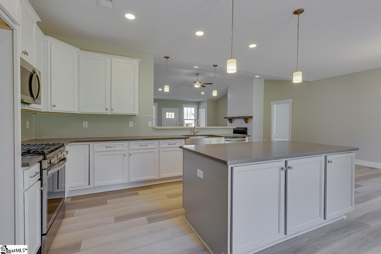 101 Powell Street Easley, SC 29640 - Photo 17 of 43
